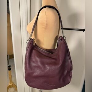 Marc Jacobs Pebbled Leather Hobo Shoulder Bag Burgundy Slouchy Zip Top Dust Bag